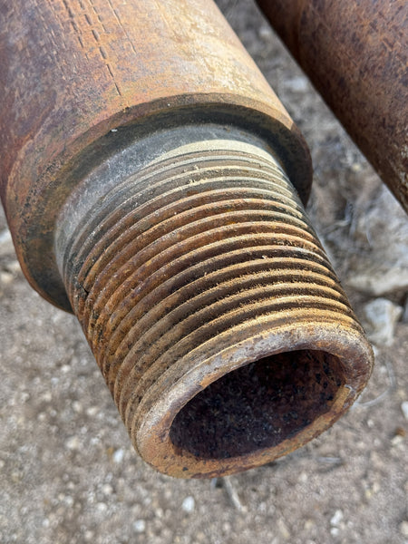 Drill pipe 4-1/2 in, Stock #7646-122, field photo 2 (50f1f43ab941)
