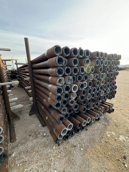 Drill pipe 4-1/2 in, Stock #7646-128, field photo 1 (001839d93c4a)