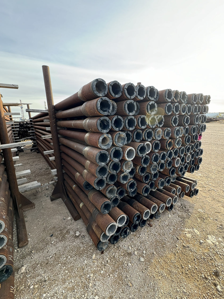 Drill pipe 4-1/2 in, Stock #7646-128, field photo 1 (001839d93c4a)