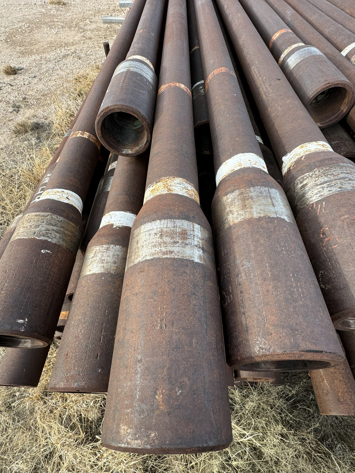 Drill pipe 4-1/2 in, Stock #7646-129, field photo 8 (ddc834cd114b)