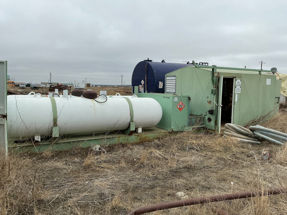 Welded Steel Generator shed, Stock #4886-126 .1 .2 .3, field photo 2 (f01a61140372)