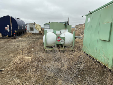 Welded Steel Generator shed, Stock #4886-126 .1 .2 .3, field photo 3 (f01a61140372)