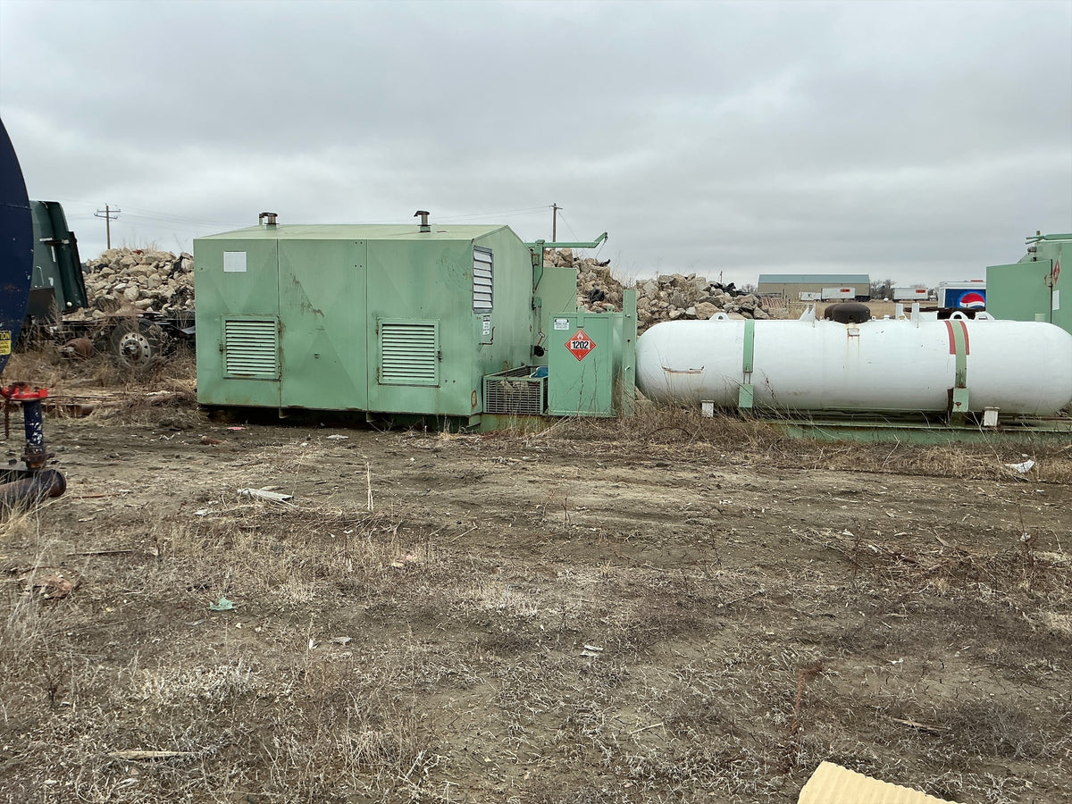 Welded Steel Generator shed, Stock #4886-126 .1 .2 .3, field photo 5 (f01a61140372)