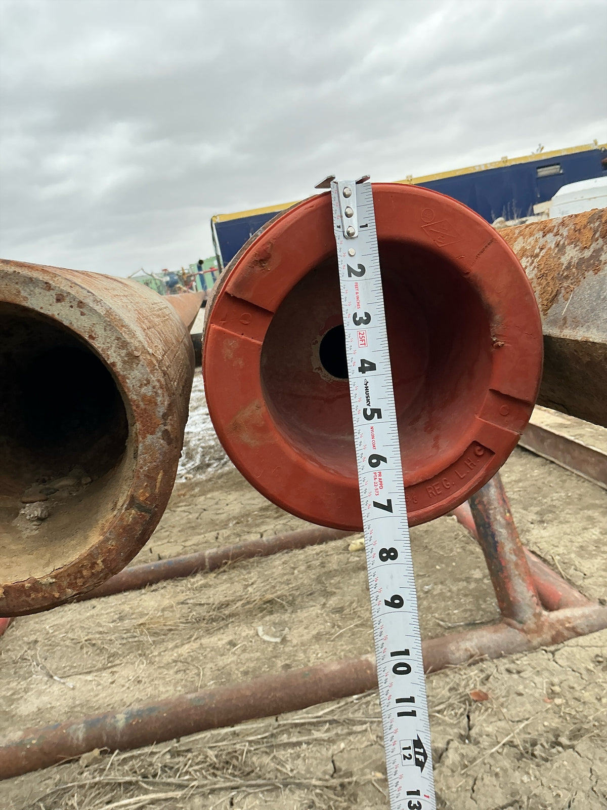 Hex Kelly (5-1/4"), Stock #4866-64, field photo 2 (7bbe41aa343d)