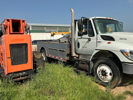 2008 International 7300 SBA, Stock #886-226, field photo 2 (a5e30b9c426e)