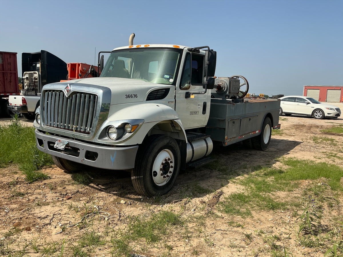 2008 International 7300 SBA, Stock #886-226, field photo 7 (a5e30b9c426e)