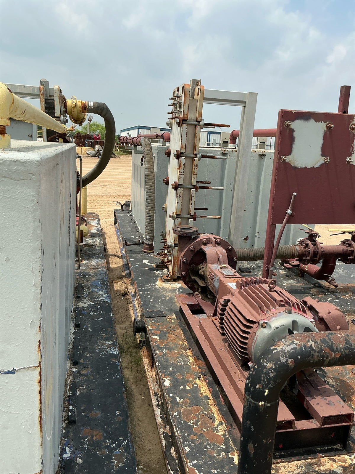Pump skid, Stock #2703073 .1 .2 .3, field photo 2 (2edae2642336)