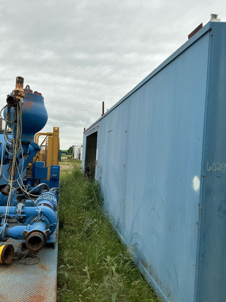 Generator skid with switch gear, Compressor, parts room, Stock #6577 .1 .2, field photo 8 (29a886dfcec0)