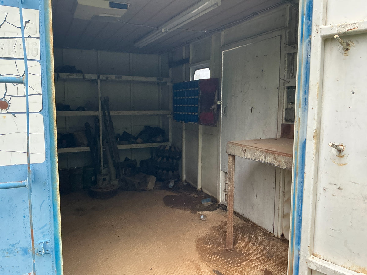Generator skid with switch gear, Compressor, parts room, Stock #6577 .1 .2, field photo 2 (4a2b64c0b33e)