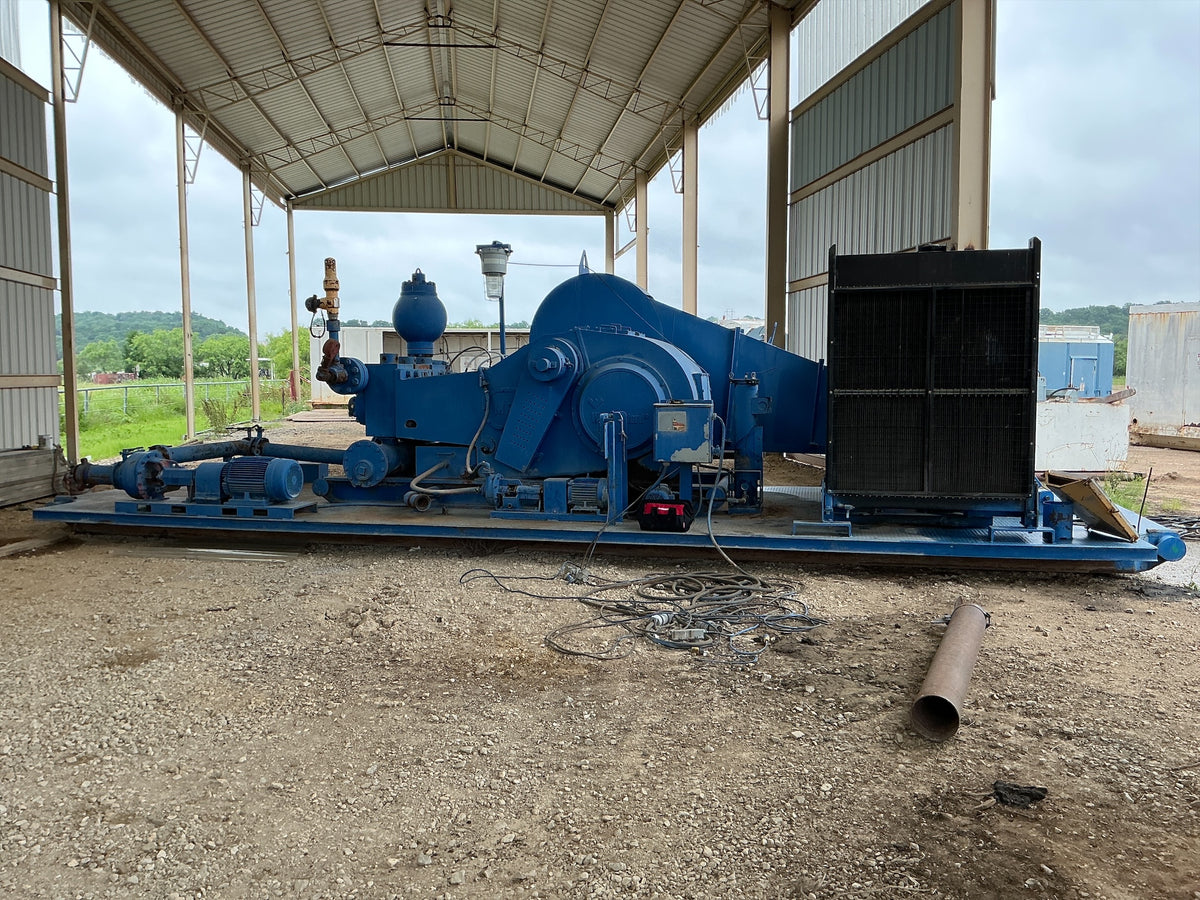 Mud pump skid, Stock #6490 .1 .2 .3, field photo 2 (996b2a06ab14)