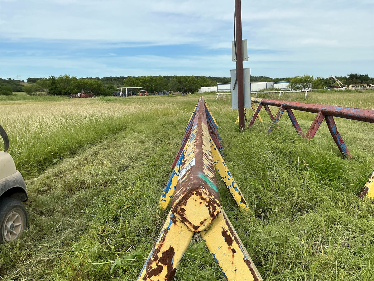 2 pipe racks (1 pair), Stock #2703144, field photo 1 (69e2831ce5c8)