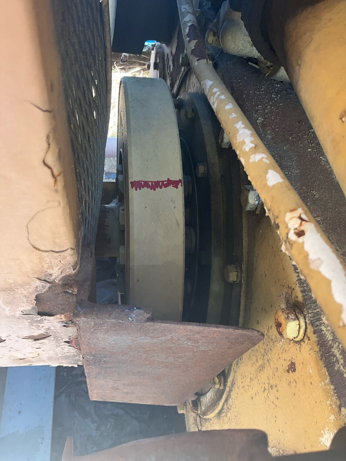 Mud pump skid, Stock #7119 .1 .2 .3, field photo 4 (8a8eb724e740)