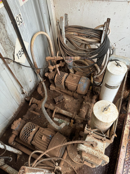 Fuel tank with pumps and filter manifold - Stock 7051 - Image 9