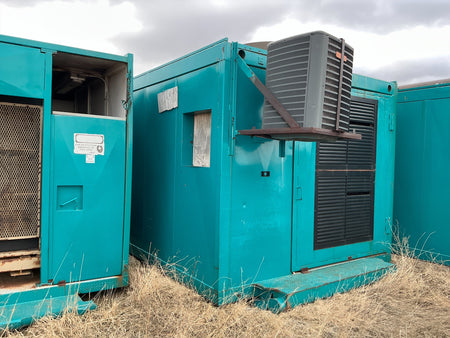 Stock #4886-164 - 2005 Cummins 500KW Diesel Generator with switch gear - image 6