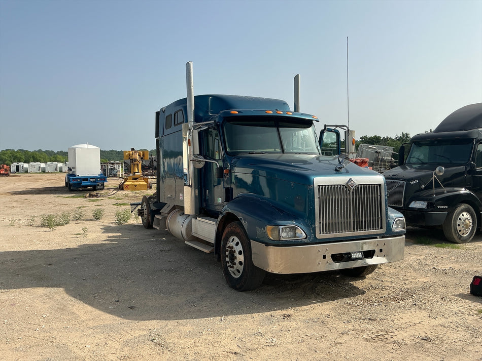 2006 Eagle 9400i SBA 6x4 - Stock 7067 - Image 1