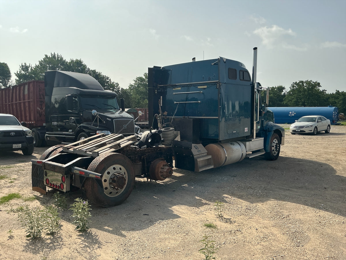 2006 Eagle 9400i SBA 6x4 - Stock 7067 - Image 8