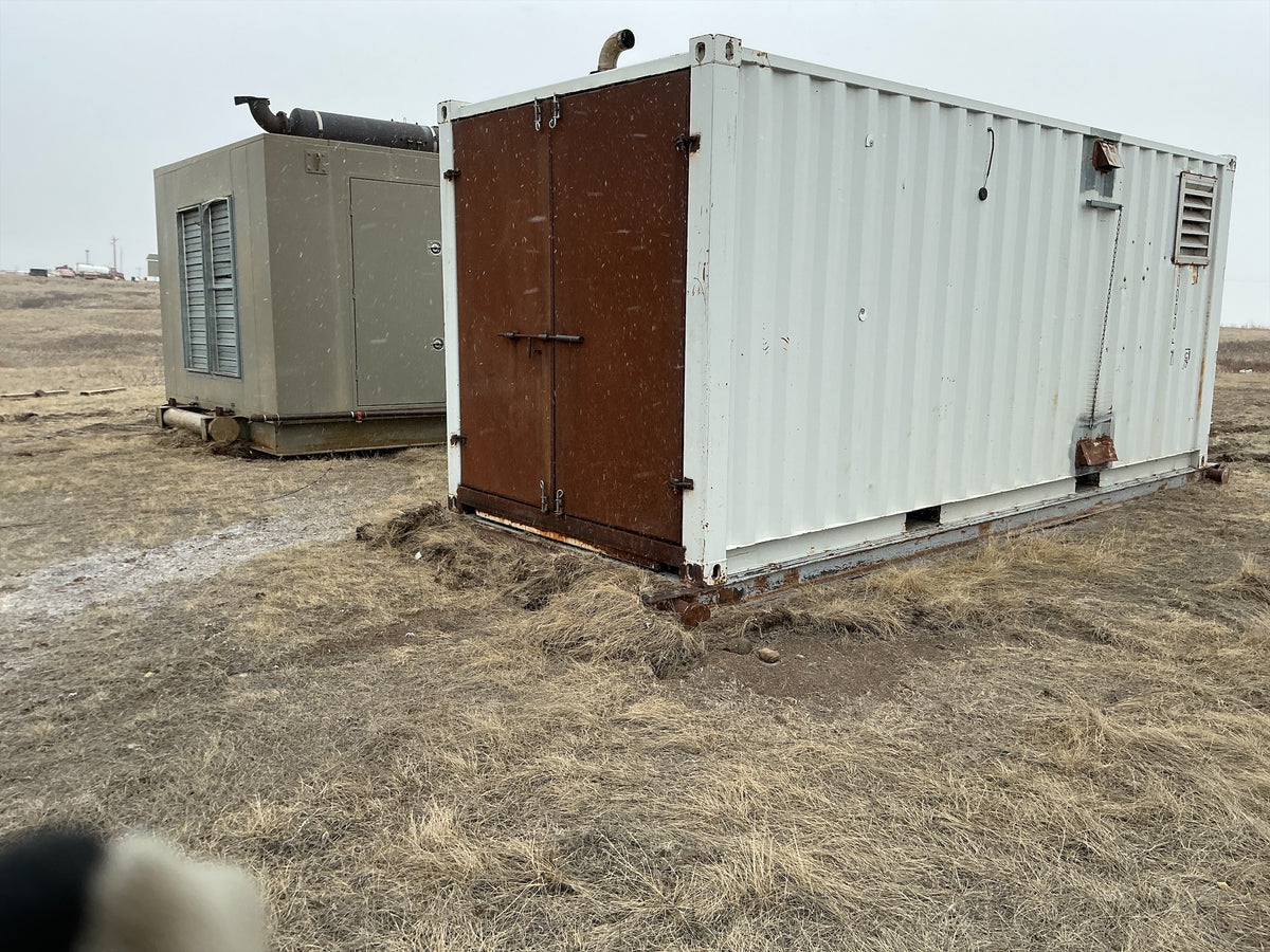 Stock #4886-117 .1.2.3 - John Deere 250 KW Diesel generator connex - image 3