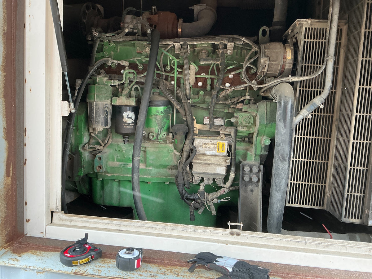 Stock #4886-117 .1.2.3 - John Deere 250 KW Diesel generator connex - image 9