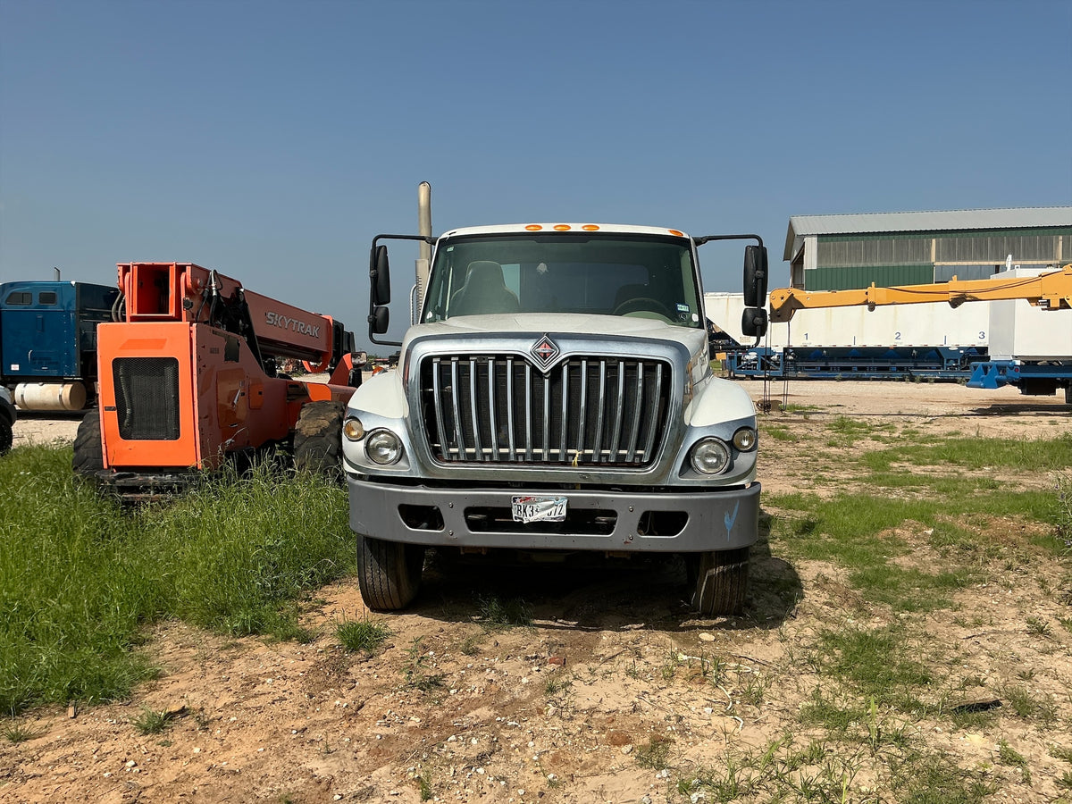 2008 International 7300 SBA 4x2 - Stock 2703066 - Image 8
