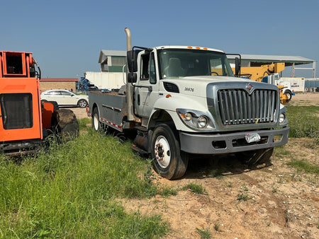2008 International 7300 SBA 4x2 - Stock 2703066 - Image 1