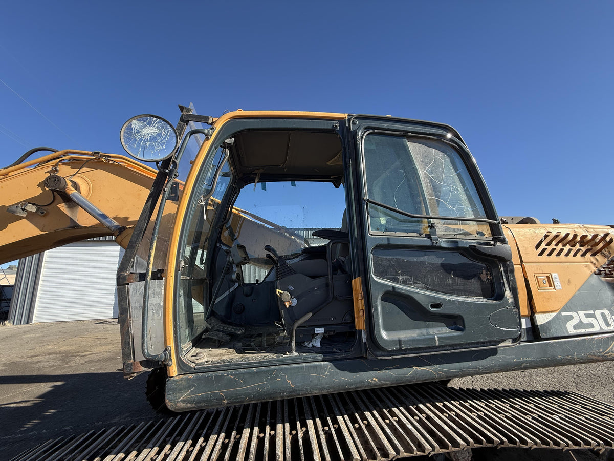 Stock #4886-104 - 2011 Hyundai Robex 250 LC9 - image 18