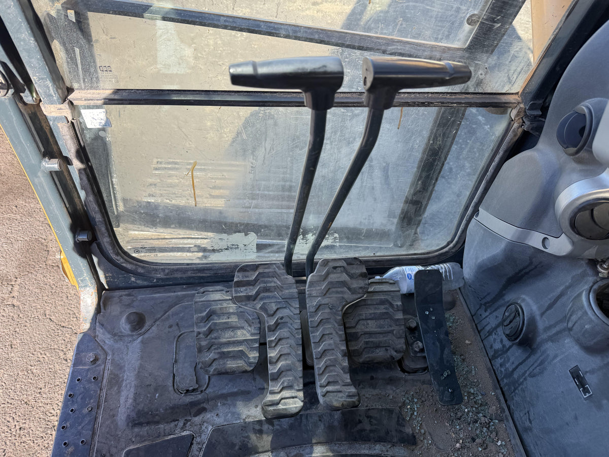 Stock #4886-104 - 2011 Hyundai Robex 250 LC9 - image 20