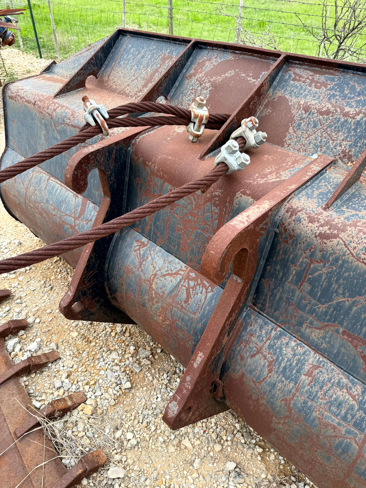 Bucket - Stock 2602114 - Image 8