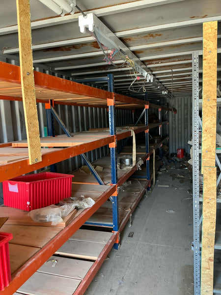 Connex with shelves - Stock 2703140 - Image 8