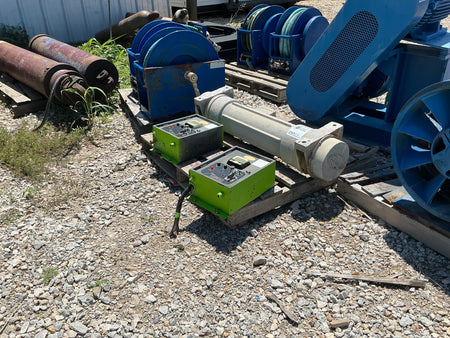 Derrick C-D - Stock 2703111 - Image 1