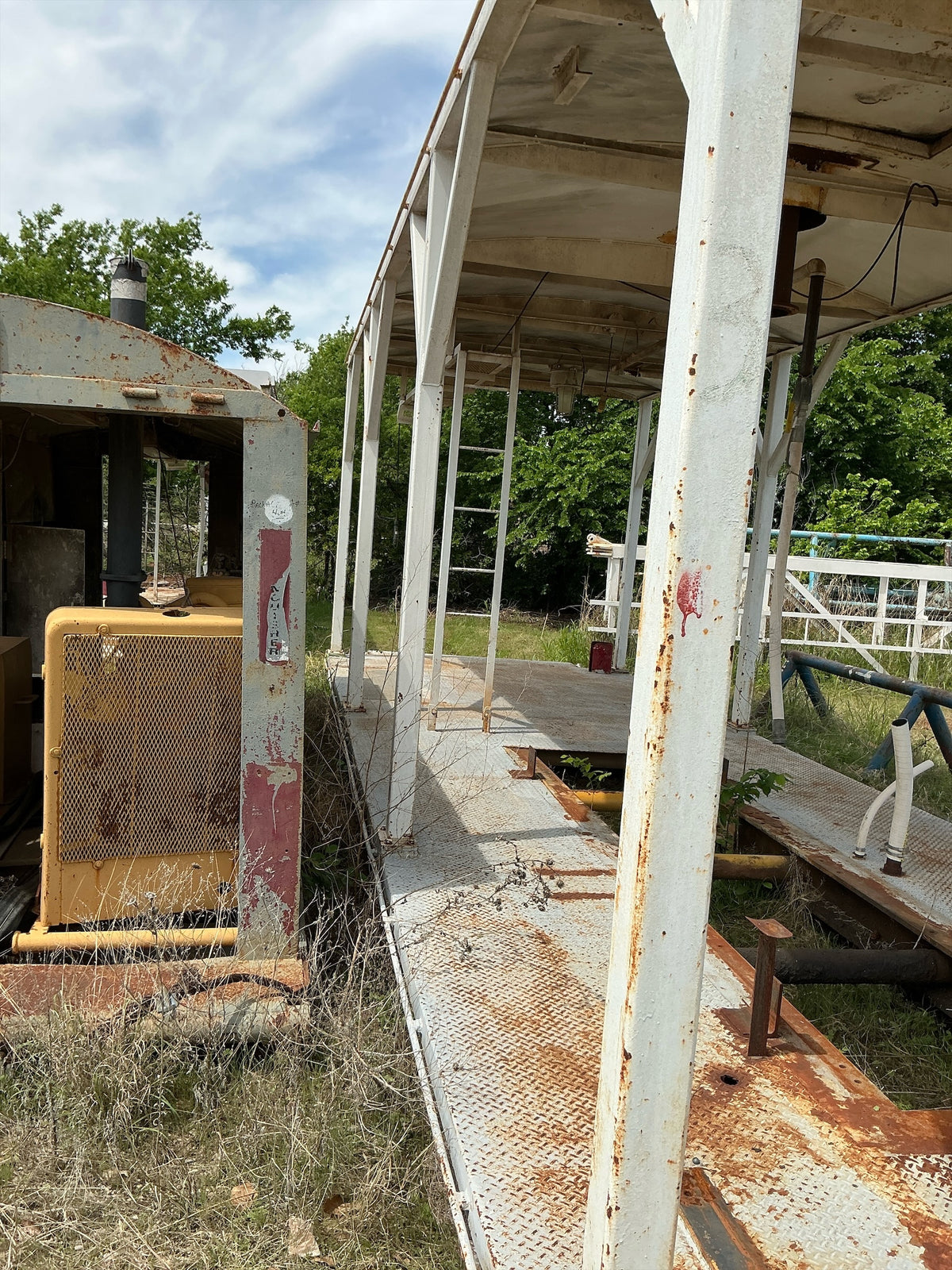Empty generator skid - Stock 2604012 - Image 2