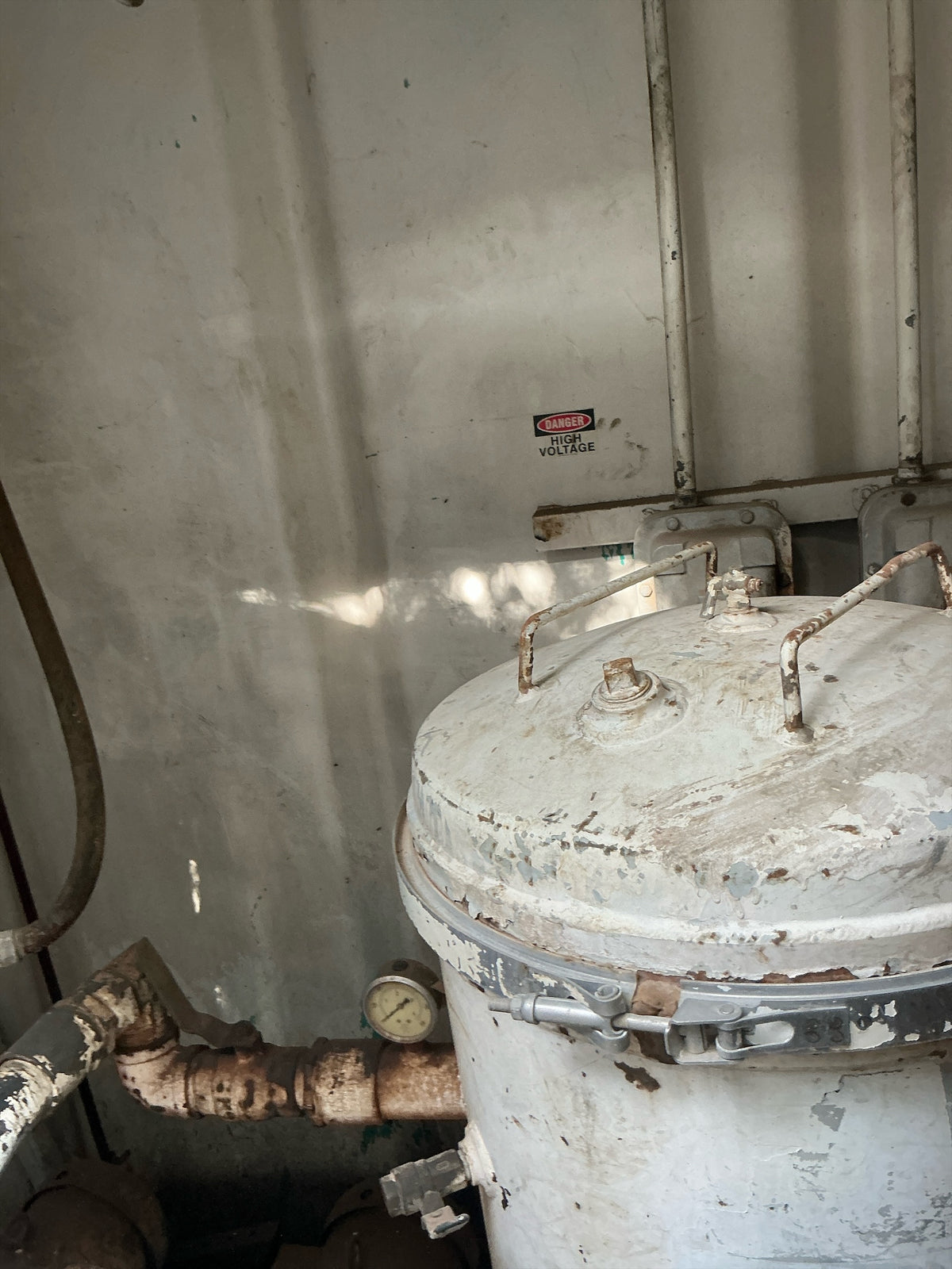 15,000 gallon Fuel tank with pumps and filter manifold, lubester - Stock 7054 - Image 5