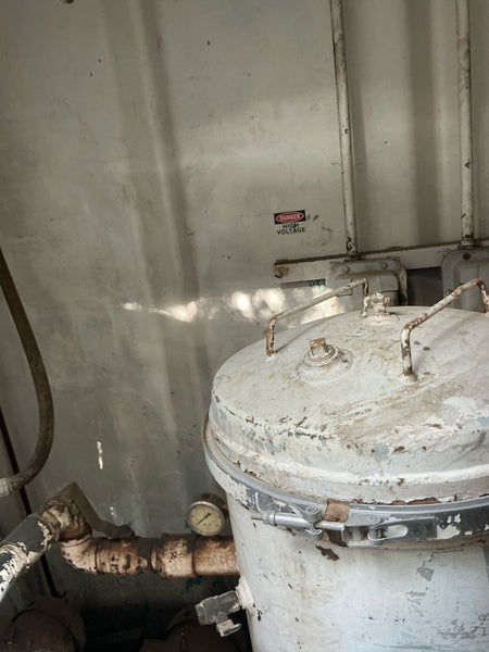 15,000 gallon Fuel tank with pumps and filter manifold, lubester - Stock 7054 - Image 5