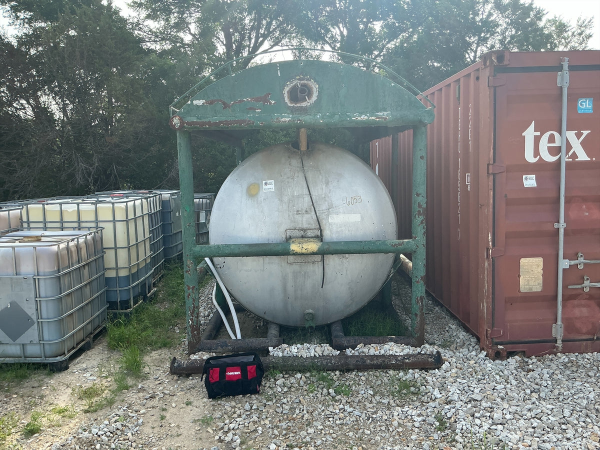 Used oil tank for demo - Stock 2703064 - Image 8