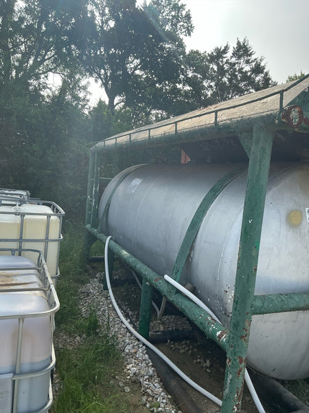 Used oil tank for demo - Stock 2703064 - Image 2