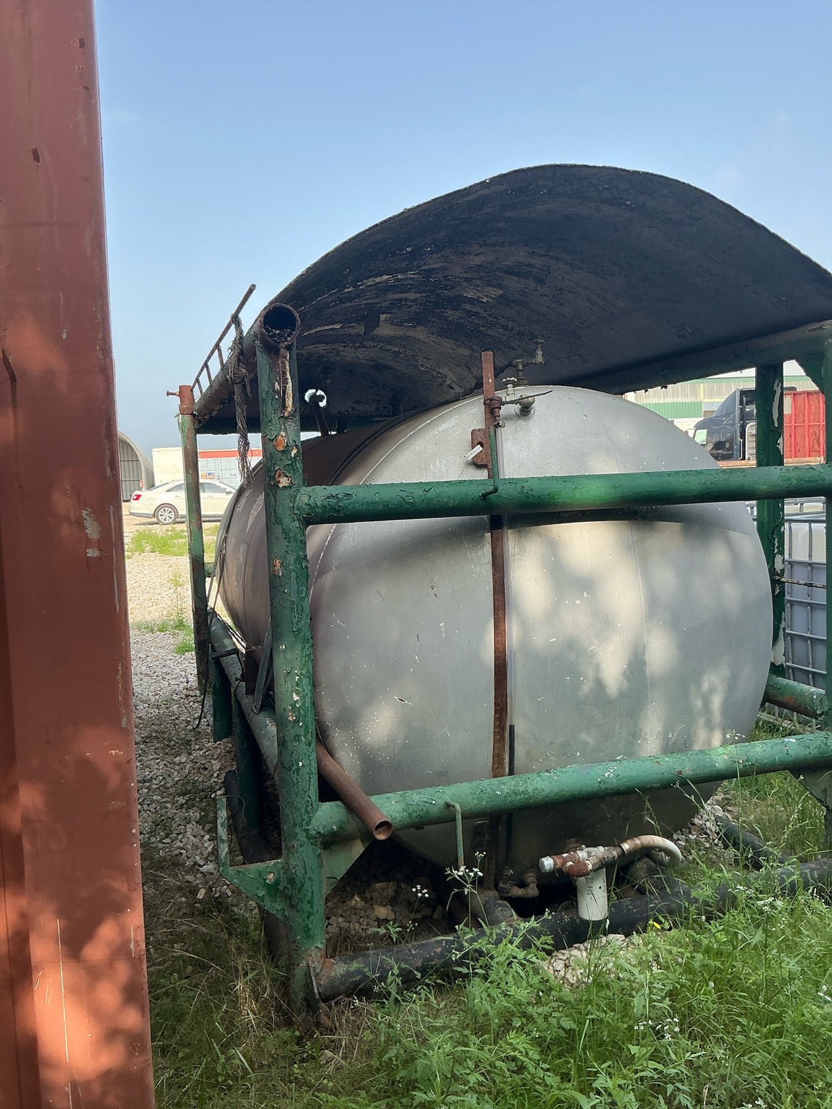 Used oil tank for demo - Stock 2703064 - Image 5