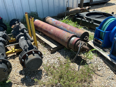 Hydraulic Mast Raising cylinders x2. Off RG Petro Drilling Rig - Stock 2602093 - Image 5