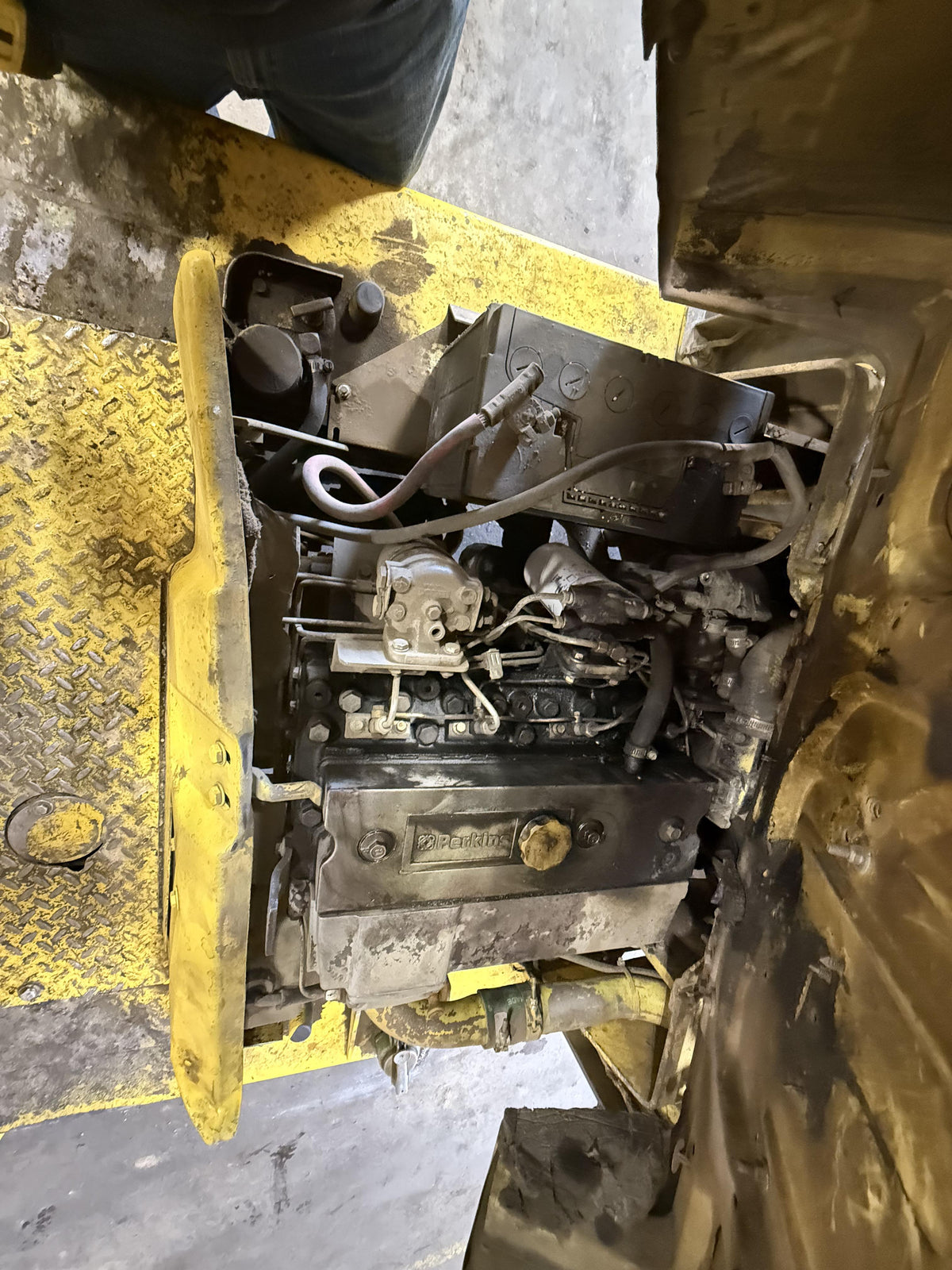 Stock #4886-105 - Hyster H80XL - image 13