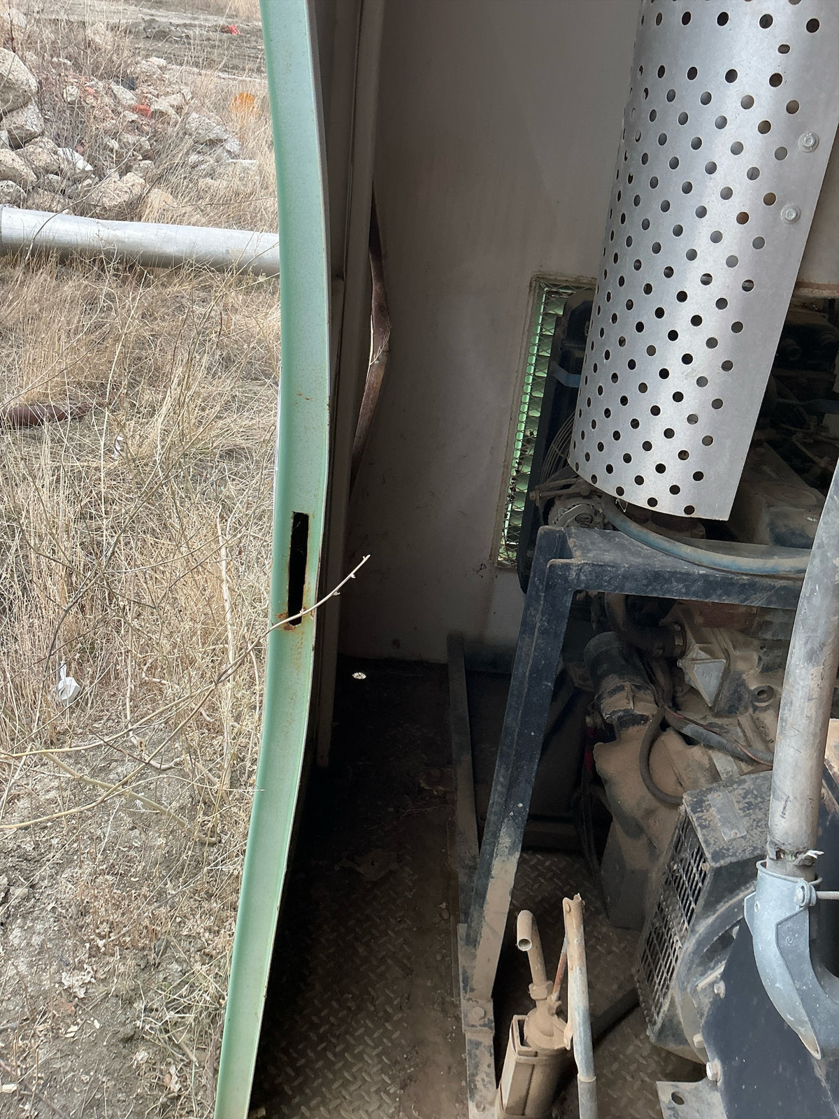 Stock #4886-127 .2 - Isuzu - image 3