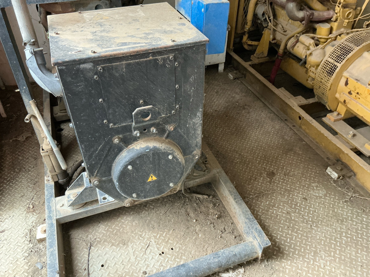 Stock #4886-127 .2 - Isuzu - image 2