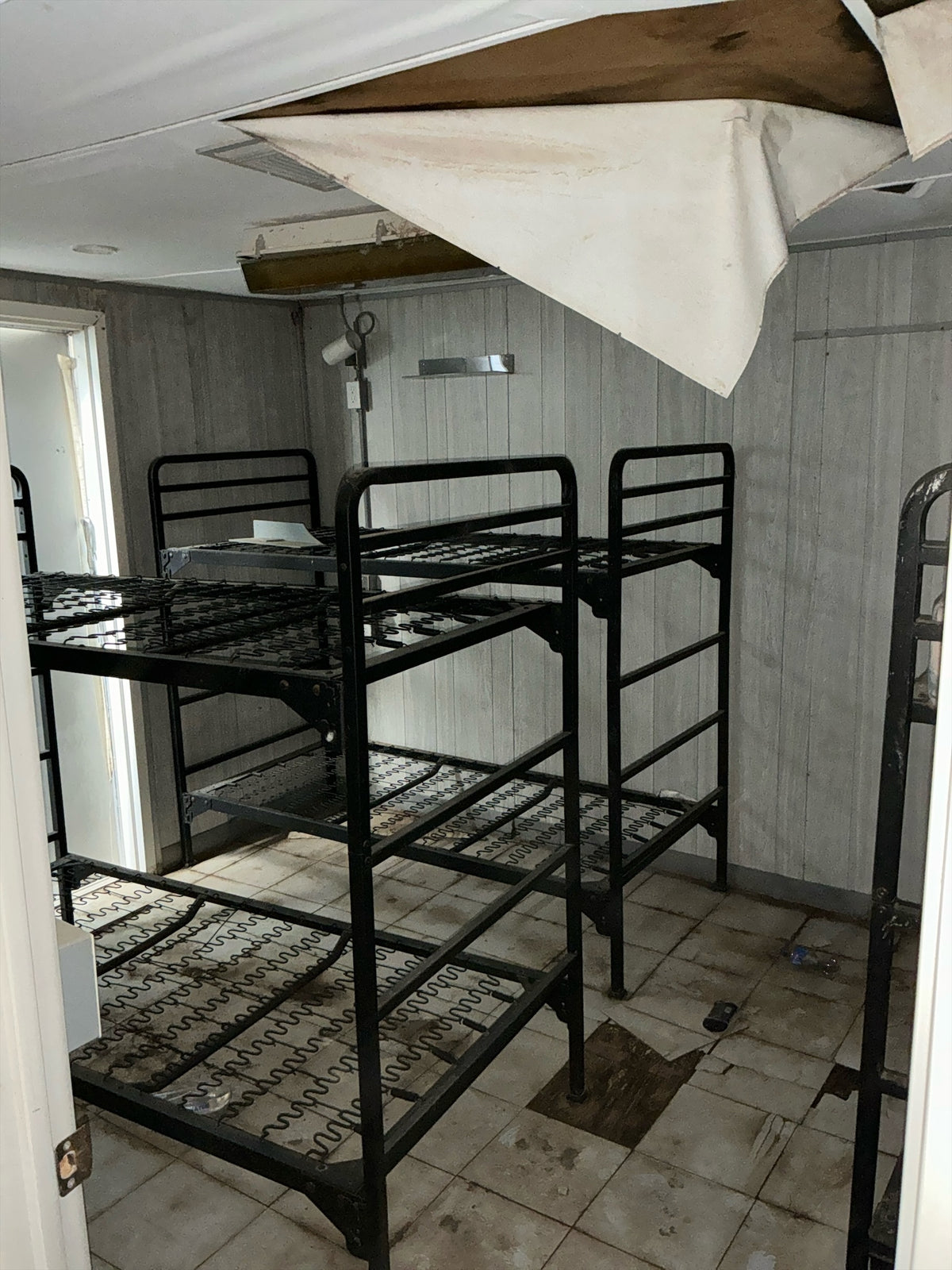 Stock #4886-123 - Porta kamp int. - image 13