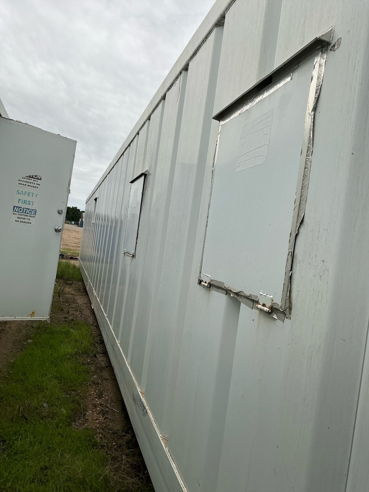 Man camp - Stock 2703078 - Image 7