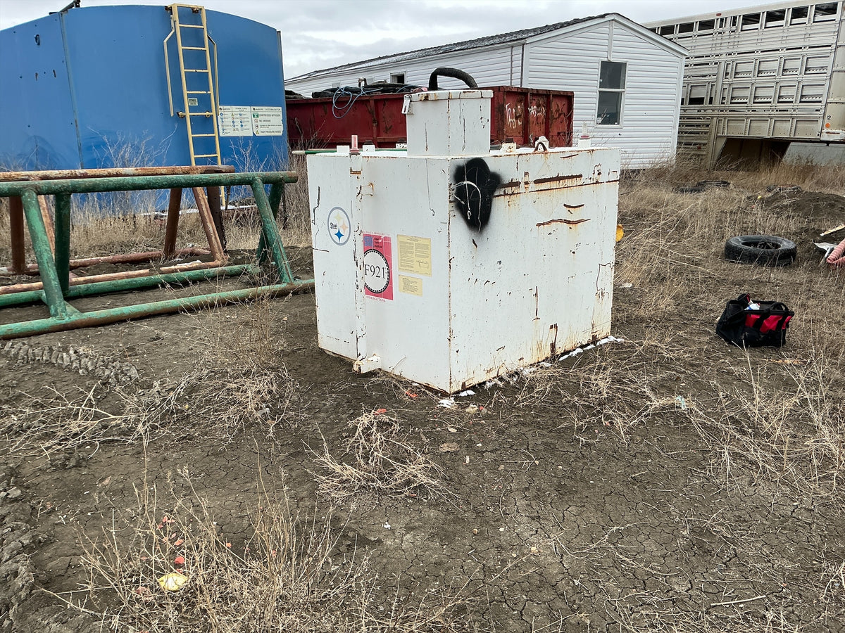 Stock #4886-150 - 1300 gallon diesel fuel tank - image 3