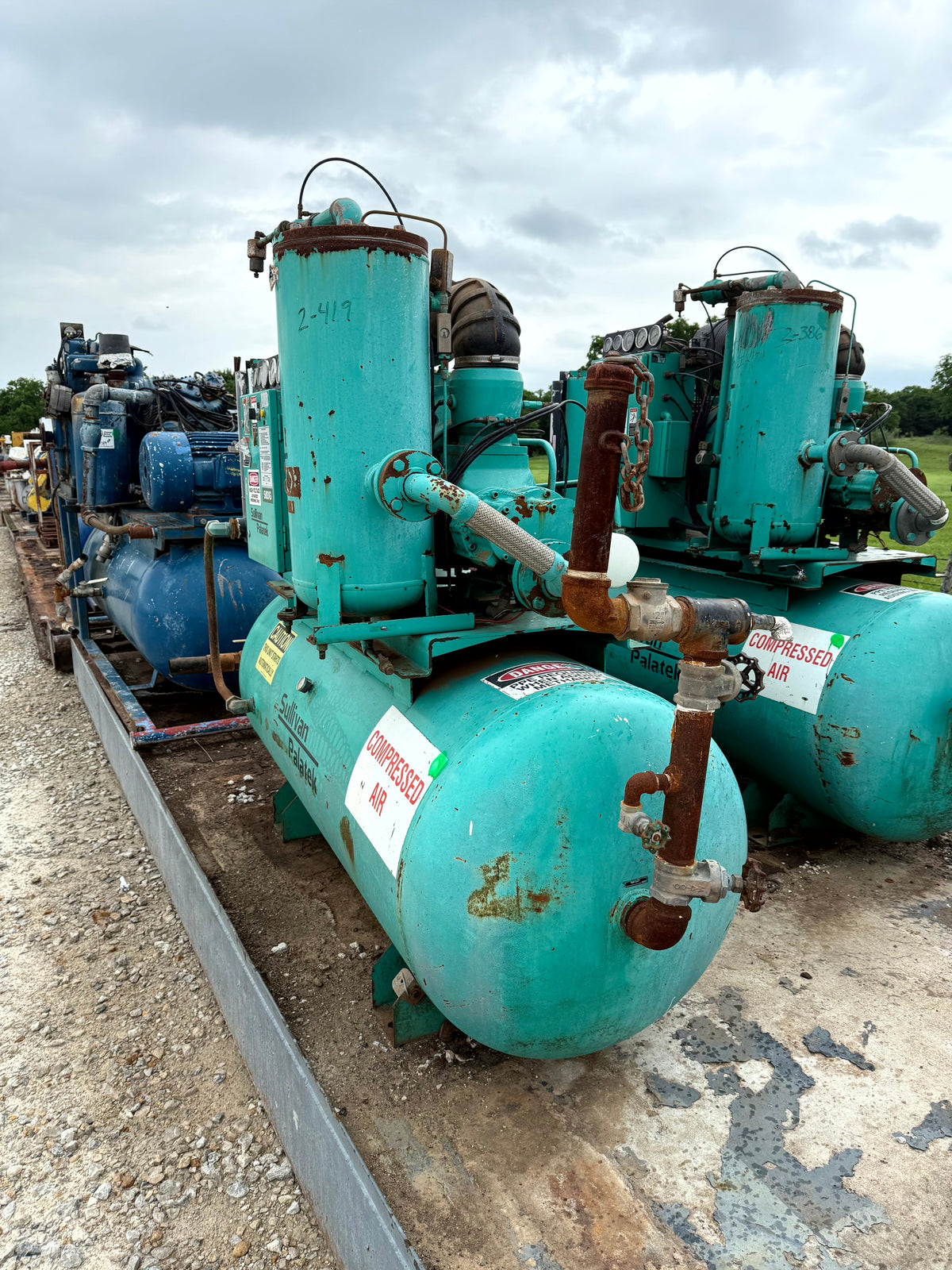 Sullivan Palatek - Stock 2703004 - Image 3