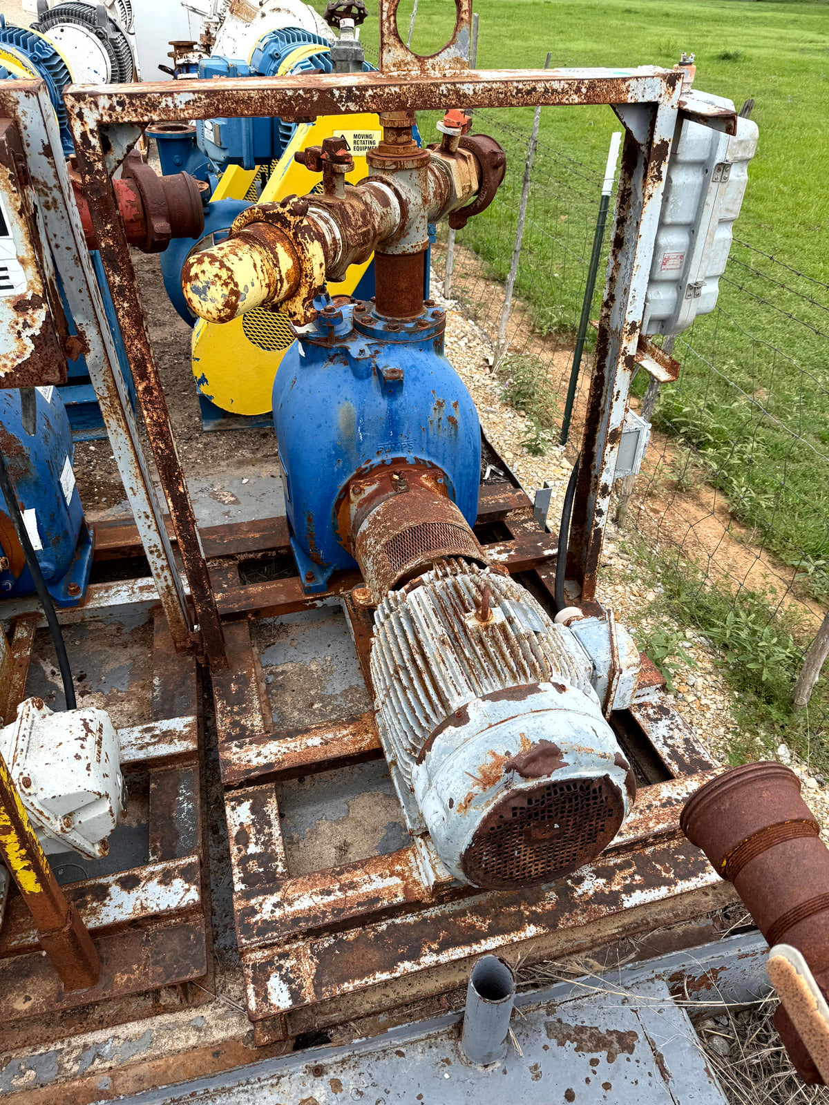 Titan Trash Pump TTP-4 - Stock 2602049 - Image 1