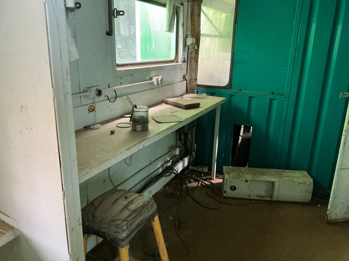 Stock #4886-191 - Trinidad Drillers Cabin - image 15