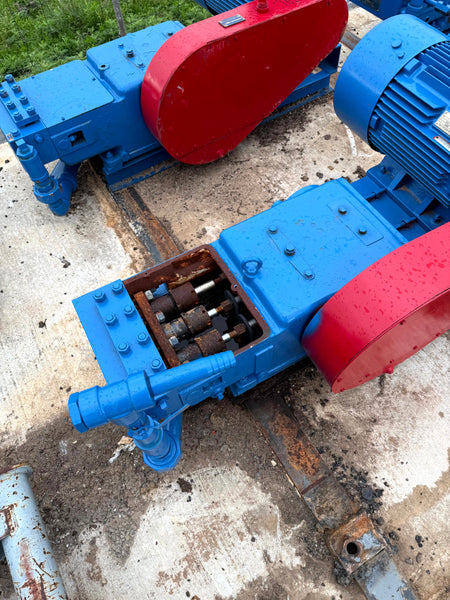 Triplex - Stock 7034 - Image 3