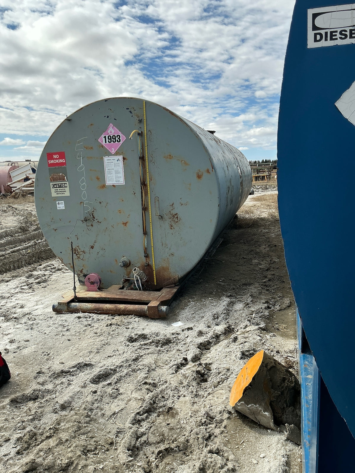 Stock #4886-179 - Welded Steel 10,000 Gallon Diesel Fuel Tank - image 7
